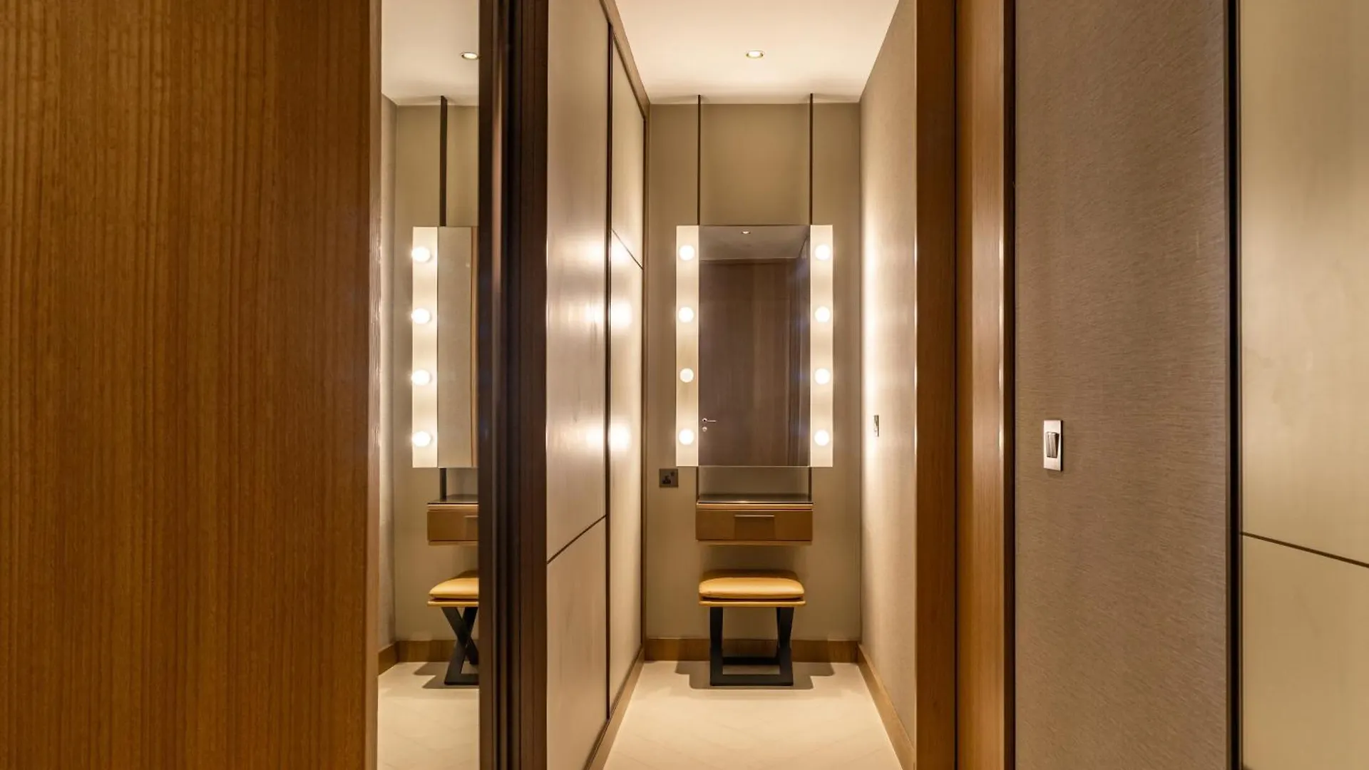 Opera 3Br - 5 Mins To Dubai Mall With Burj View By Bms Apartment